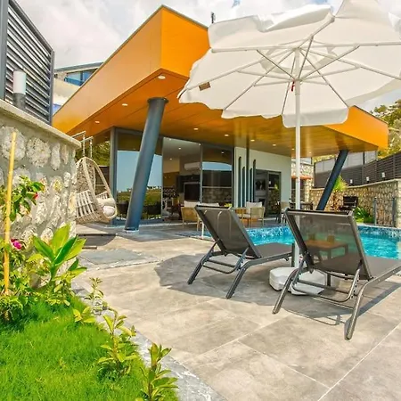 1+1 - Isitmali Havuz - Jakuzi - Ozel Havuzlu Villa Kaş