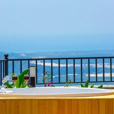 Villa 1+1 - Isitmali Havuz - Jakuzi - Ozel Havuzlu Kaş